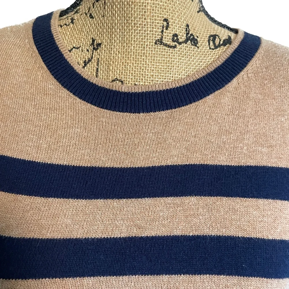 A New Day Sweater Long Sleeves Tan and Navy Size M - Picture 2 of 8